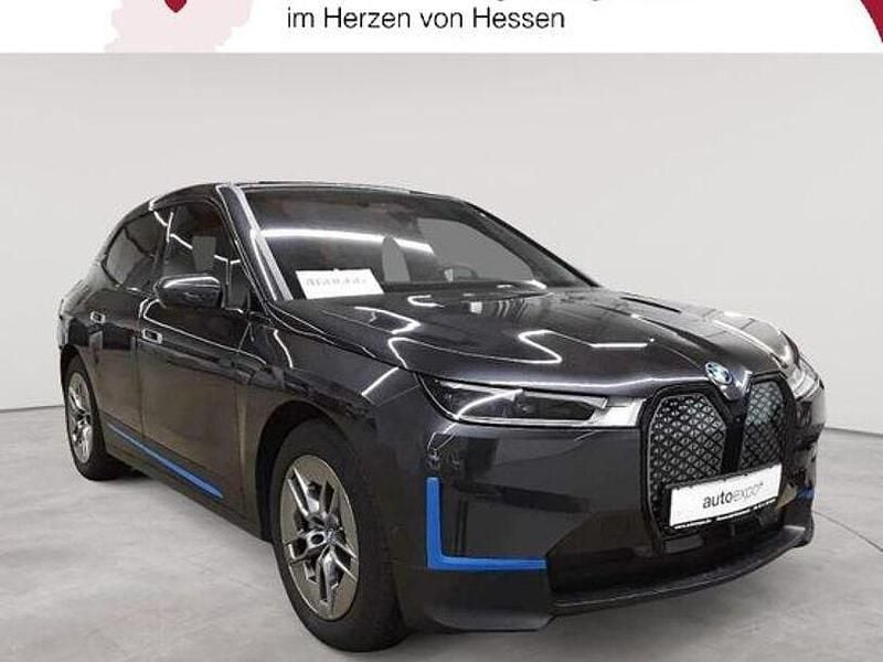 Sophistograu brillanteffekt metallic Gebraucht 2022 BMW iX SUV | 43.190 € (Superpreis) - Bild 1/4