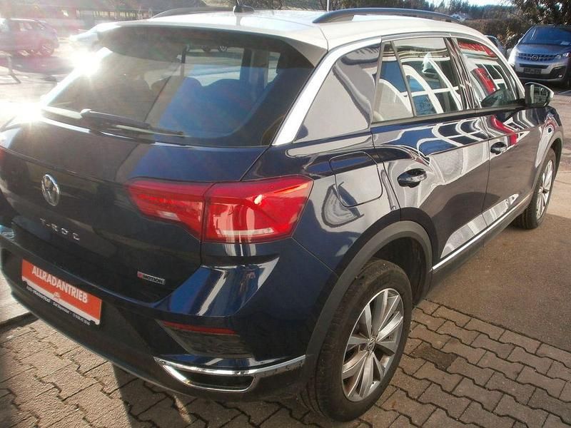 Gebraucht VW T-Roc 150 PS (110 kW) 2020 Blau SUV