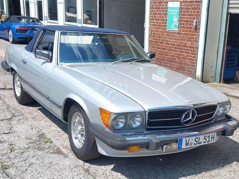 Silber Gebraucht 1981 Mercedes SL380 Cabrio | 20.650 € - Bild 1/4