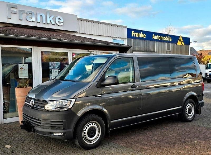 Gebraucht VW Transporter 150 PS (110 kW) 2016 Grau Van