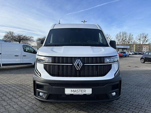 Second-hand Renault Master 150 CP (110 kW) 2025 Alb Monovolum