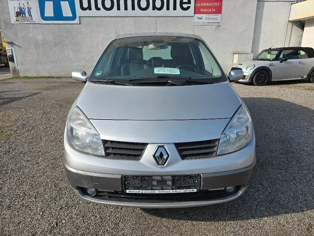 Gebraucht Renault Mégane Exception 113 PS (83 kW) 2005 Silber Limousine