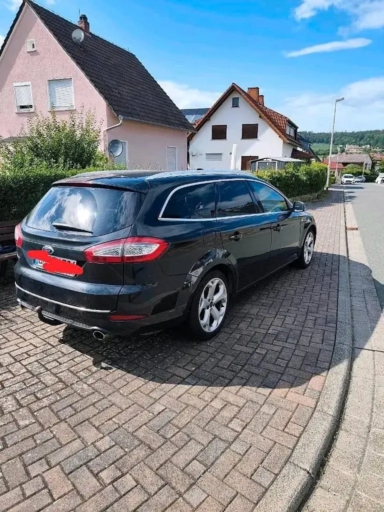 Gebraucht Ford Mondeo 200 PS (147 kW) 2012 Schwarz Kombi