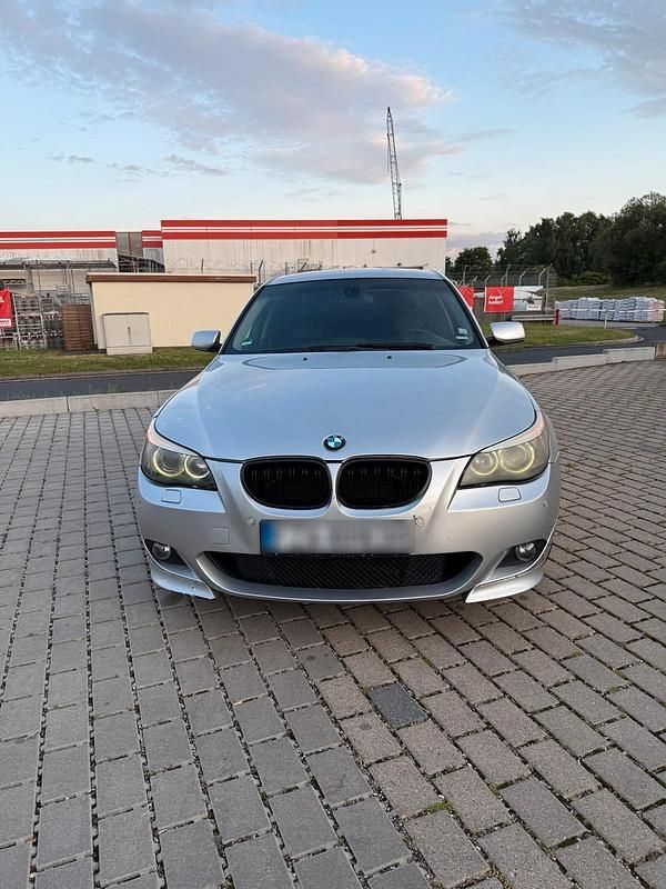 Silber Gebraucht 2006 BMW 530 M Sport Limousine | 5.000 € (Superpreis) - Bild 1/4