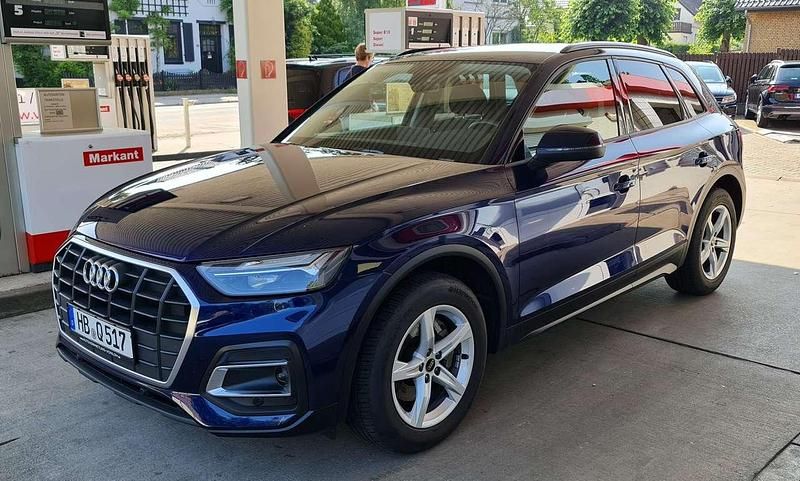 Navarrablau metallic Gebraucht 2022 Audi Q5 Business SUV | 33.499 € (Guter Preis) - Bild 1/4