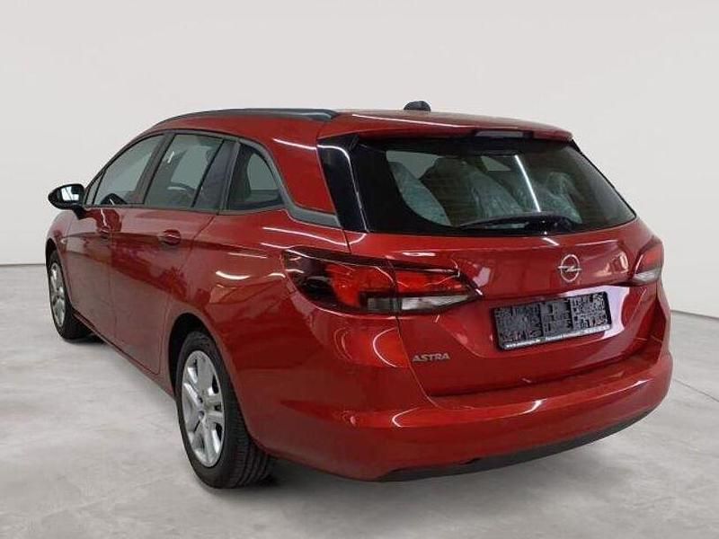 Gebraucht Opel Astra 110 PS (80 kW) 2022 Rot Limousine