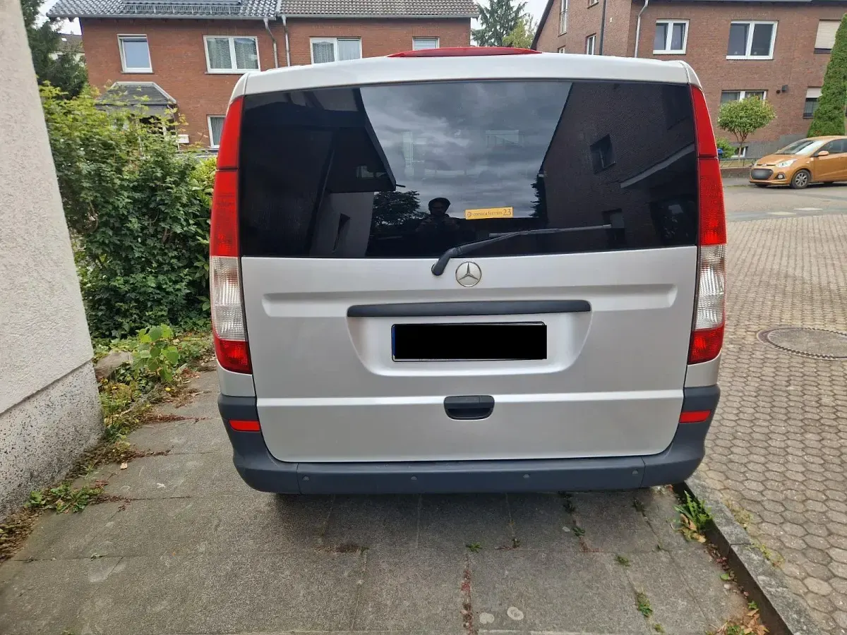 Gebraucht Mercedes Vito 163 PS (119 kW) 2014 Silber Van