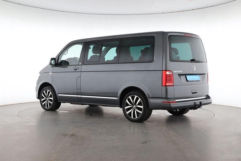 Gebraucht VW Multivan Generation Six 199 PS (146 kW) 2019 Grau Van