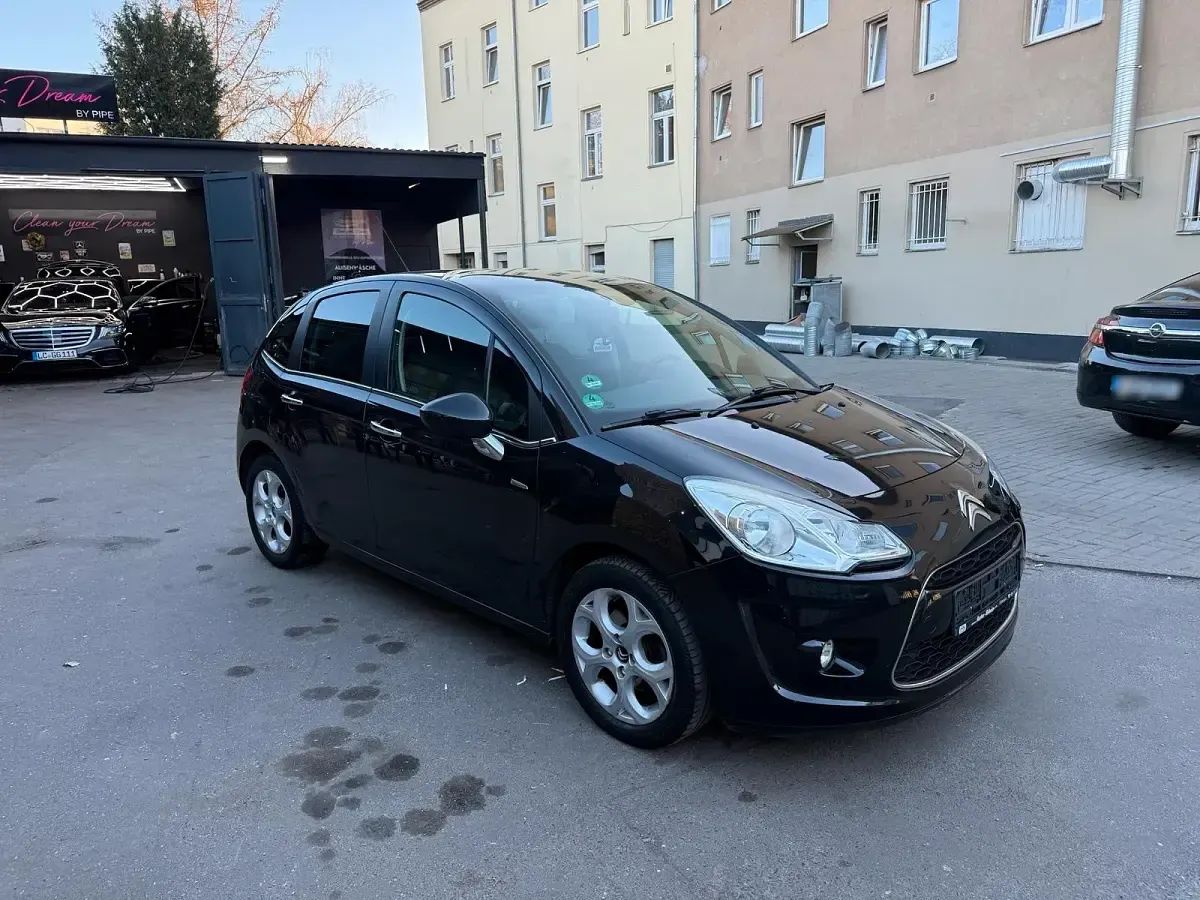 Used Citroën C3 120 HP (88 kW) 2012 Black Sedan