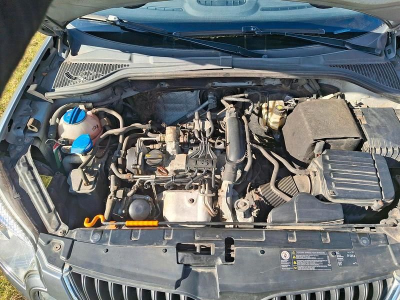 Gebraucht Skoda Yeti 105 PS (77 kW) 2011 Silber SUV