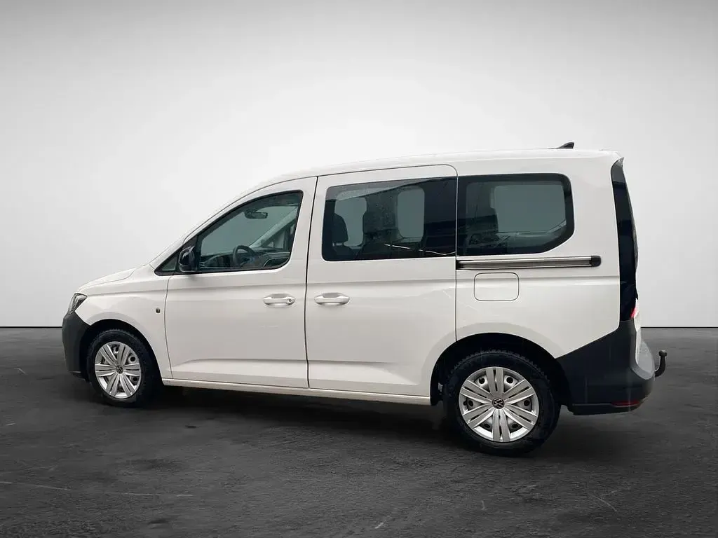 Gebraucht VW Caddy Basis 122 PS (89 kW) 2022 Weiß Van / Kleinbus
