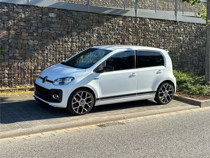 Weiß Gebraucht 2020 VW up! Beats Kleinwagen | 14.000 € (Guter Preis) - Bild 1/4