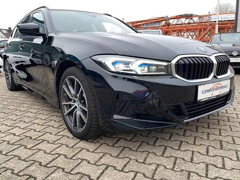 Gebraucht BMW 320e Sport Line 204 PS (150 kW) 2023 Schwarz Limousine