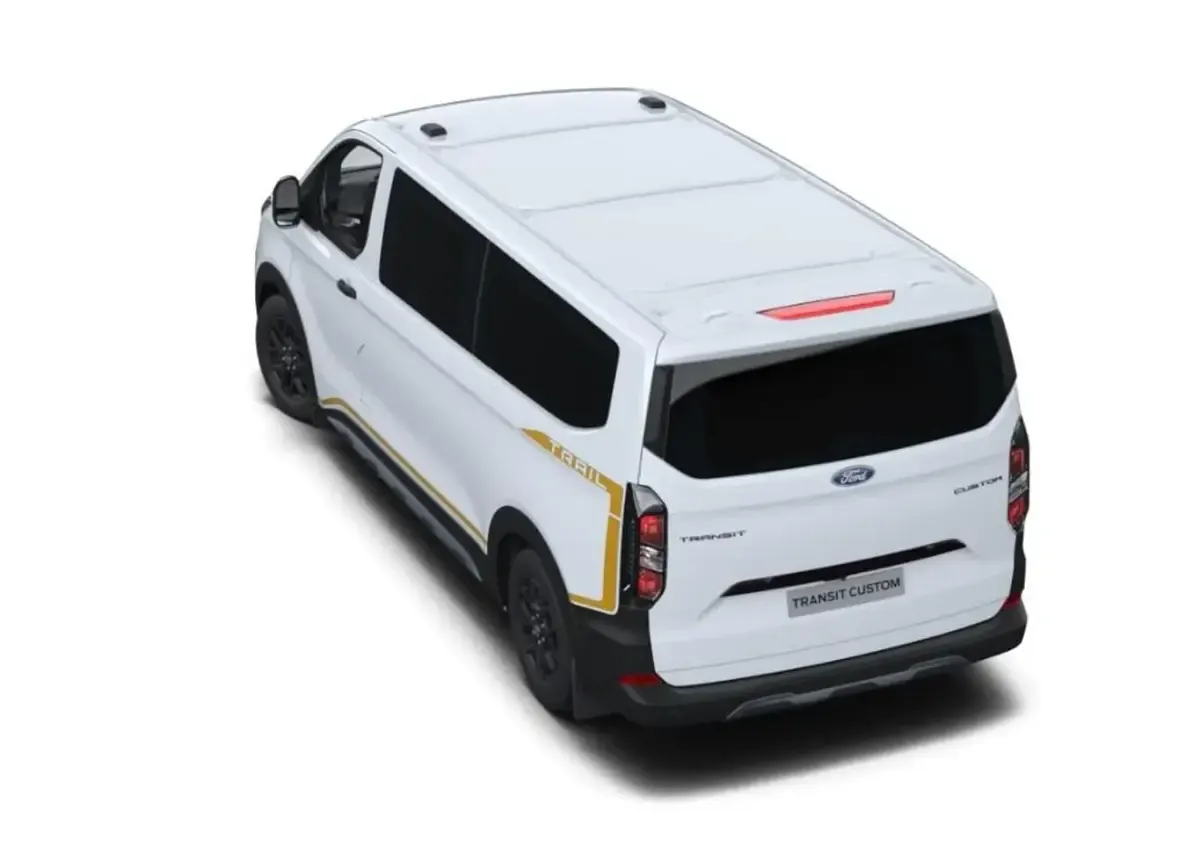 Neu Ford Transit Custom 150 PS (110 kW) 2026 Frozen white Kombi