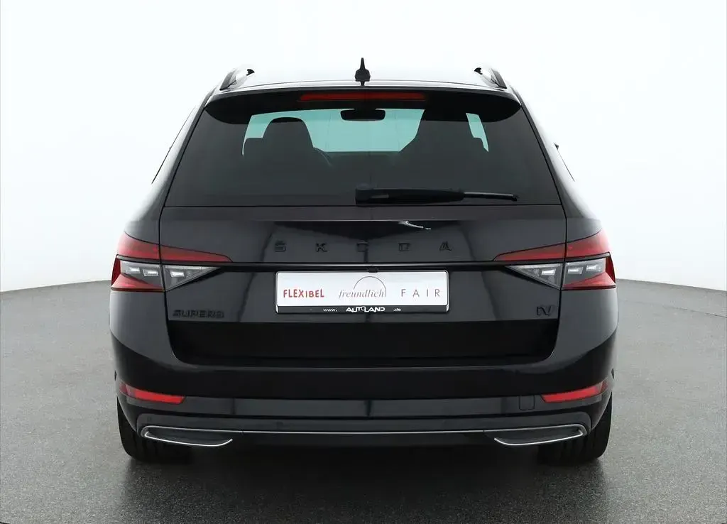 Gebraucht Skoda Superb SportLine 218 PS (160 kW) 2021 Schwarz Kombi