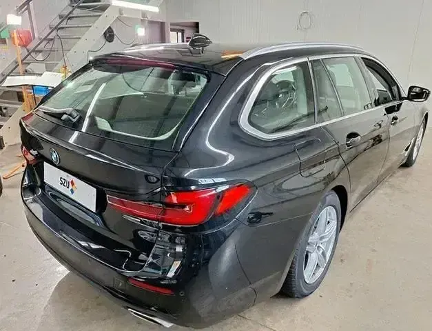 Używany BMW 520 Performance 190 KM (139 kW) 2020 Czarny Kombi
