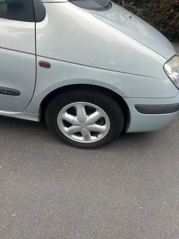 Gebraucht Renault Scénic 107 PS (78 kW) 2000 Grau Van / Kleinbus