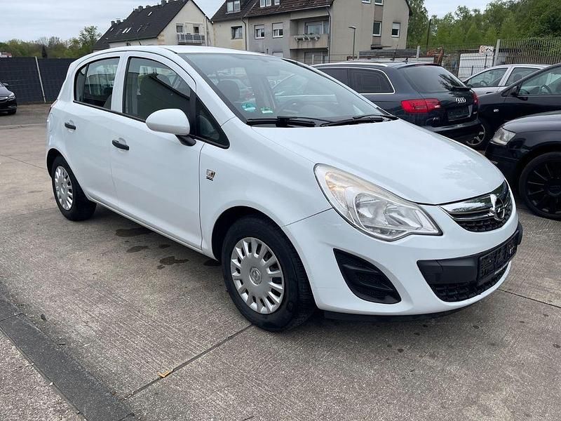 Casabl/arctic/eisweiss/kaolin Gebraucht 2012 Opel Corsa Selection Limousine | 2.700 € (Guter Preis) - Bild 1/4
