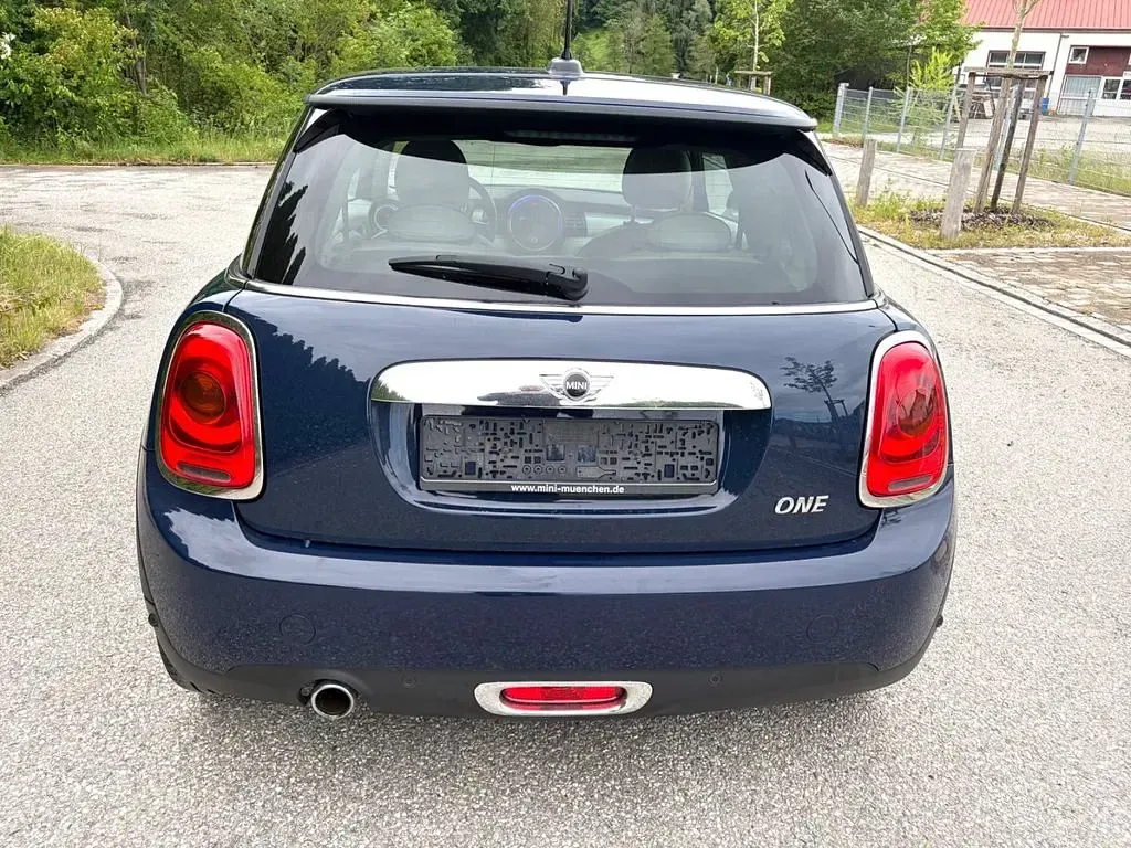 Gebraucht Mini ONE Pepper 102 PS (75 kW) 2018 Blau Kleinwagen