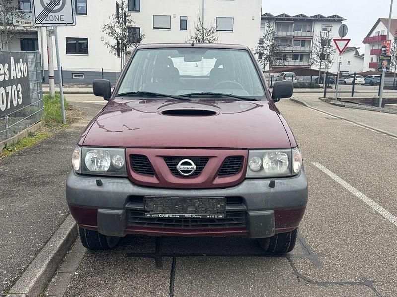 Gebraucht Nissan Terrano 125 PS (91 kW) 2002 Rot SUV