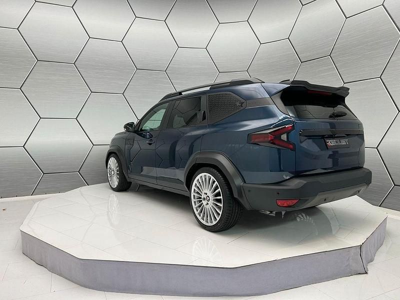 Neu Dacia Bigster Expression 131 PS (96 kW) 2025 Indigoblau SUV