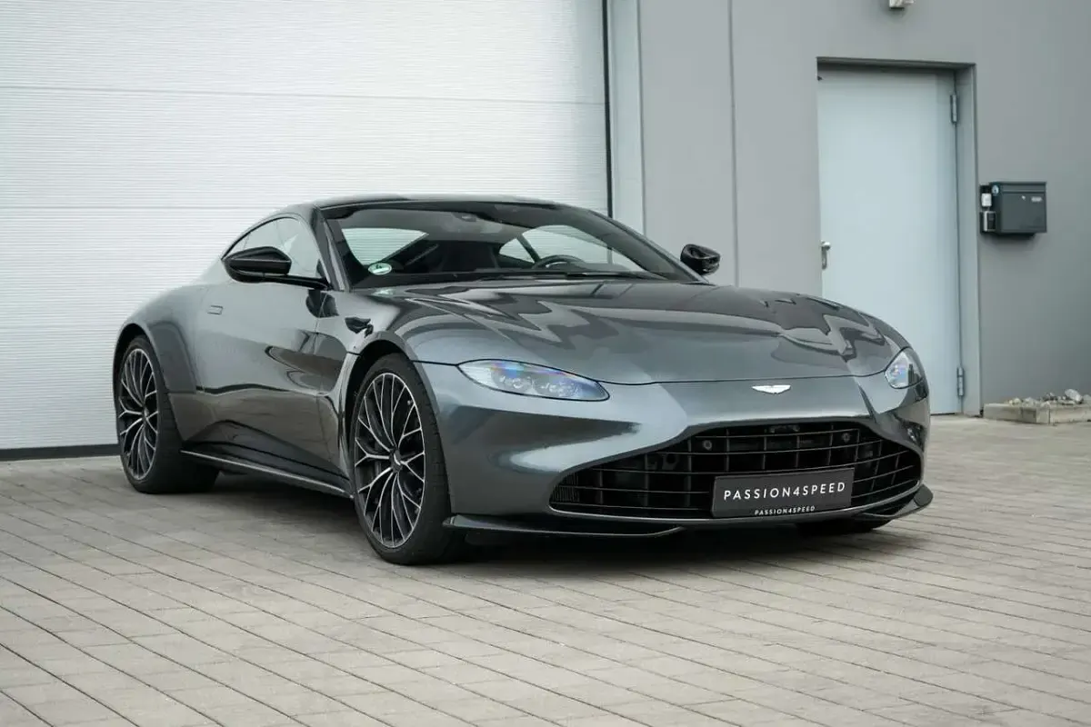 Gebraucht Aston Martin V8 510 PS (375 kW) 2023 Grau Coupé
