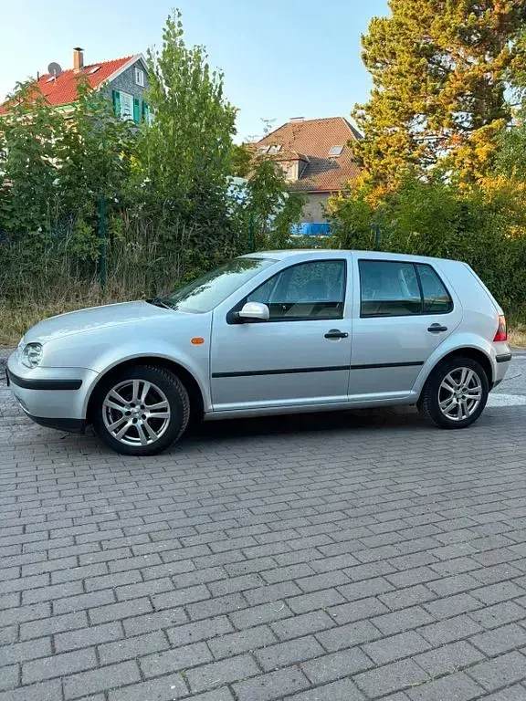 Gebraucht VW Golf III 101 PS (74 kW) 1999 Silber Limousine