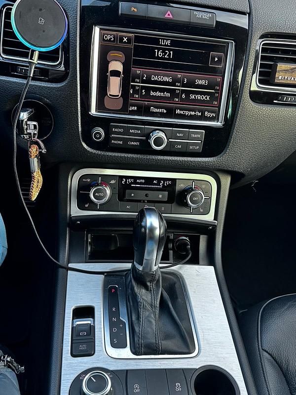 Gebraucht VW Touareg 239 PS (175 kW) 2011 SUV