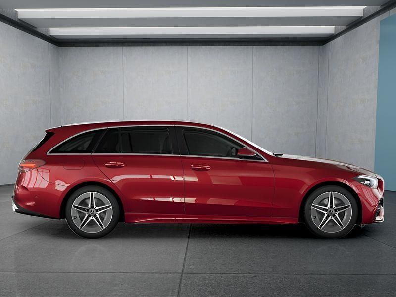 Gebraucht Mercedes C300e 197 PS (144 kW) 2025 Rot Kombi