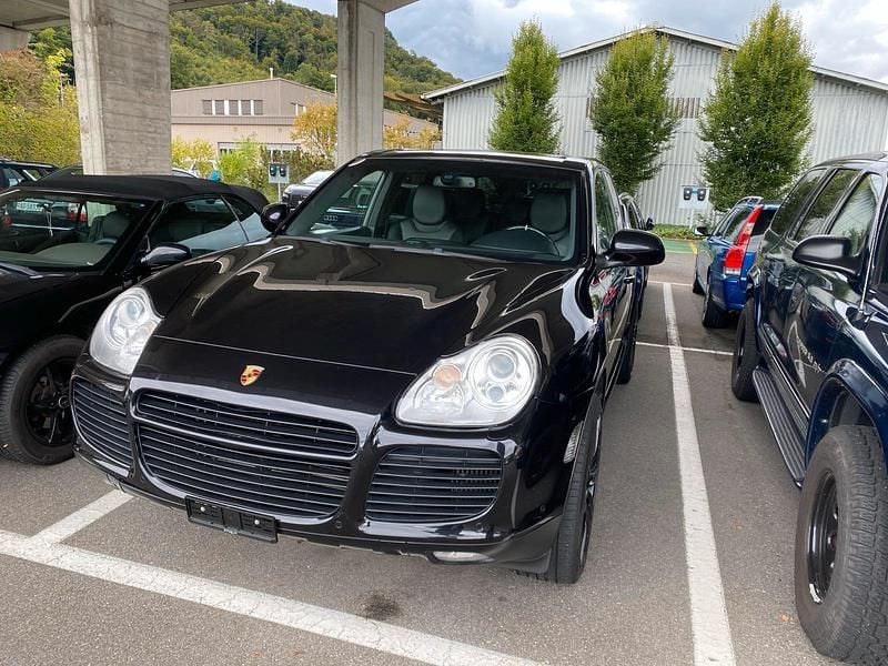 Schwarz Gebraucht 2005 Porsche Cayenne Turbo SUV | 5.900 € - Bild 1/4