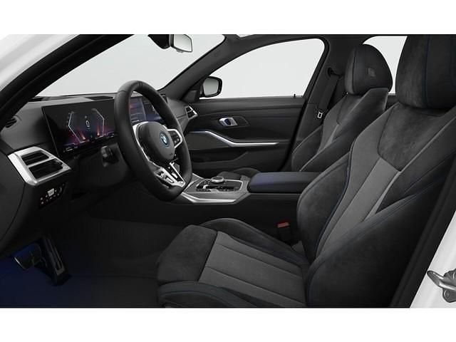 Gebraucht BMW 330e Performance 184 PS (135 kW) 2025 Weiß Kombi