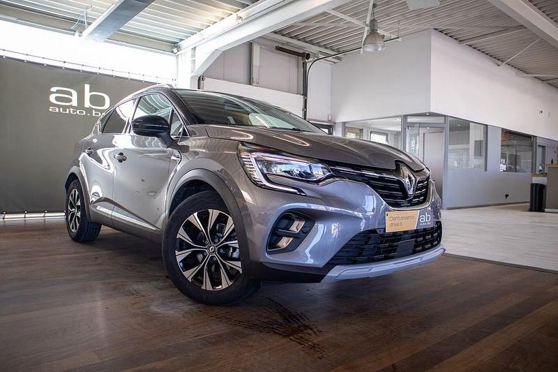 Occasion Renault Captur 94 ch (69 kW) 2024 Gris SUV