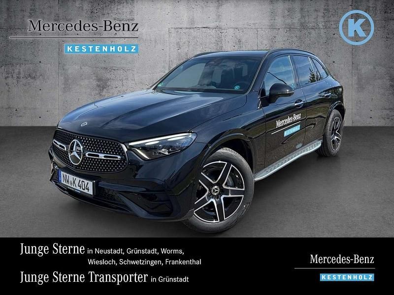 Lack obsidianschwarz Gebraucht 2025 Mercedes GLC220 AMG SUV | 60.950 € (Superpreis) - Bild 1/4