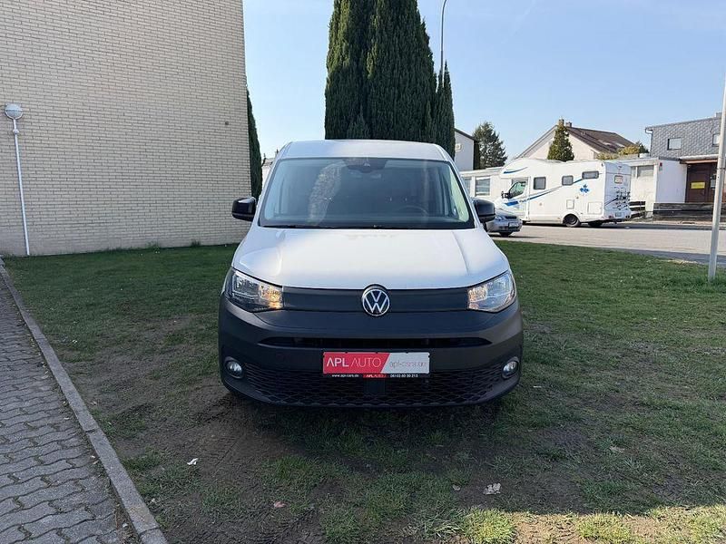 Gebraucht VW Caddy Maxi Basis 102 PS (75 kW) 2023 Weiß Van / Kleinbus