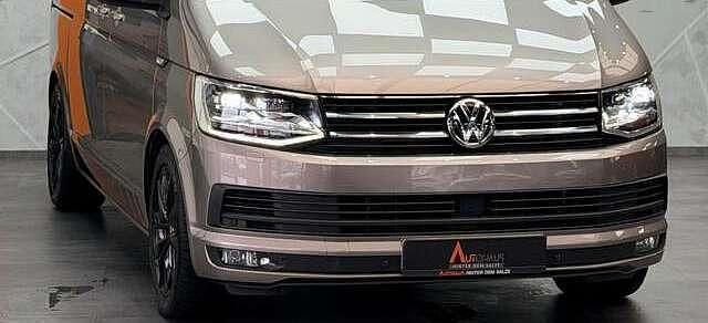 Gebraucht VW Multivan 204 PS (150 kW) 2018 Beige metallic Van / Kleinbus