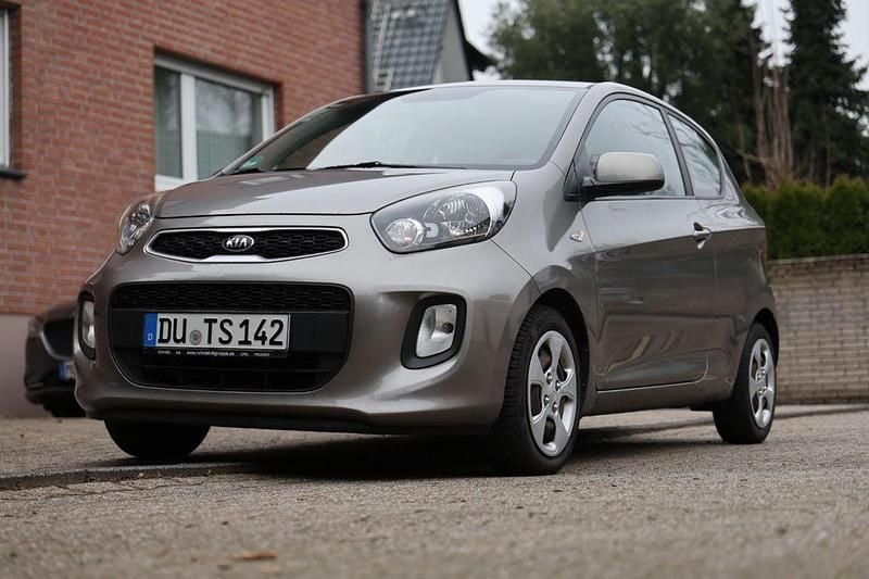 Grau Gebraucht 2015 Kia Picanto Edition 7 Kleinwagen | 4.900 € (Guter Preis) - Bild 1/4