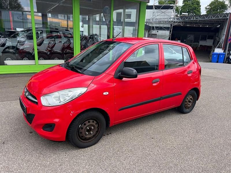 Gebraucht Hyundai i10 Classic 67 PS (49 kW) 2012 Rot Kleinwagen