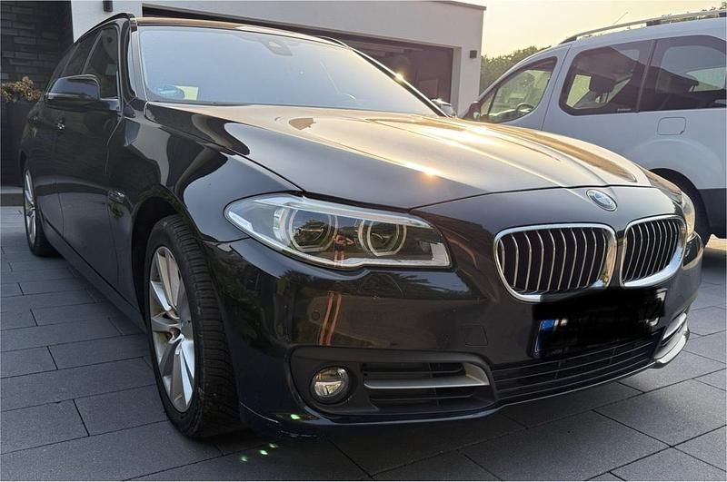 Schwarz Gebraucht 2014 BMW 530 Kombi | 9.000 € (Superpreis) - Bild 1/4