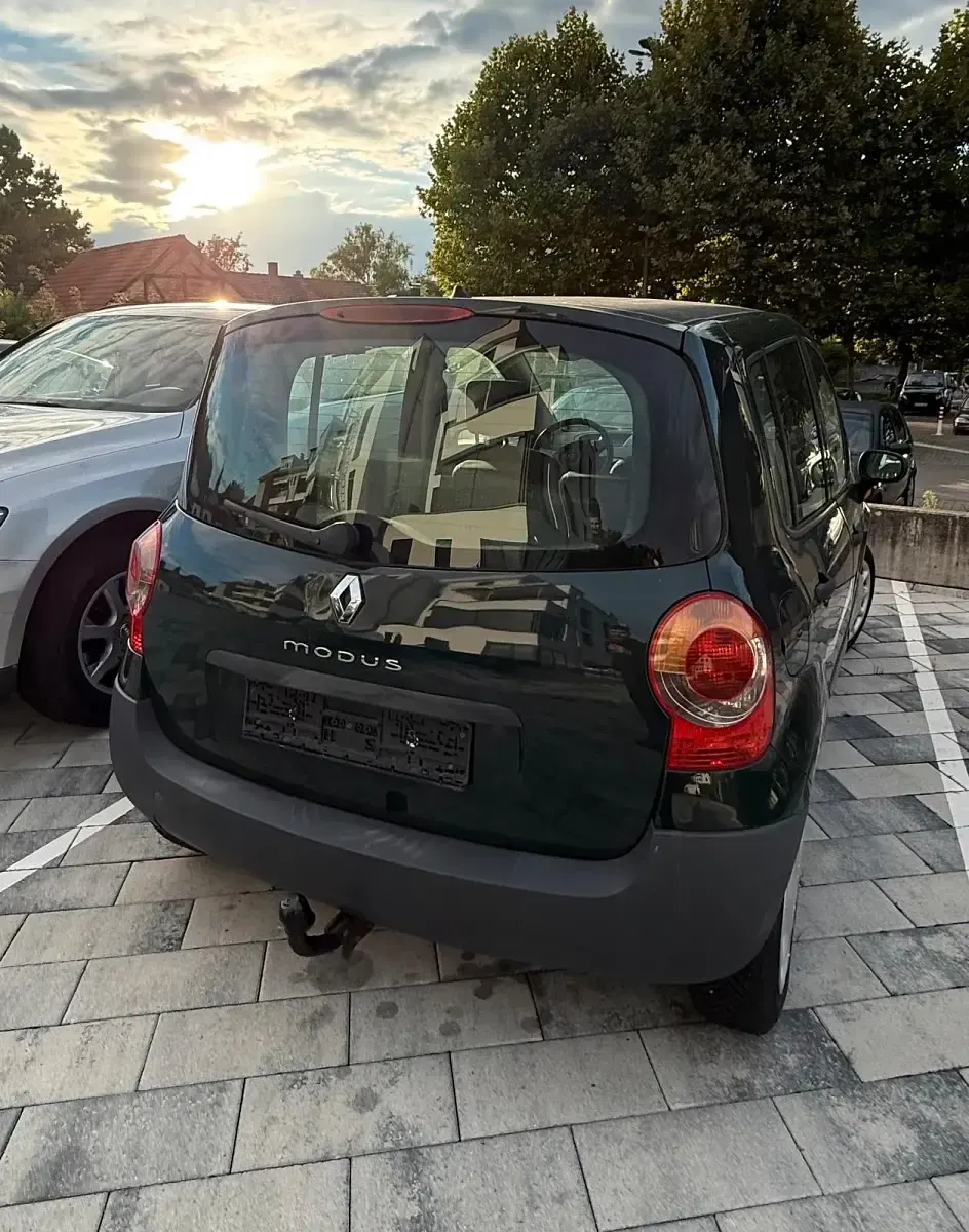 Gebraucht Renault Modus 75 PS (55 kW) 2004 Grün Van / Kleinbus