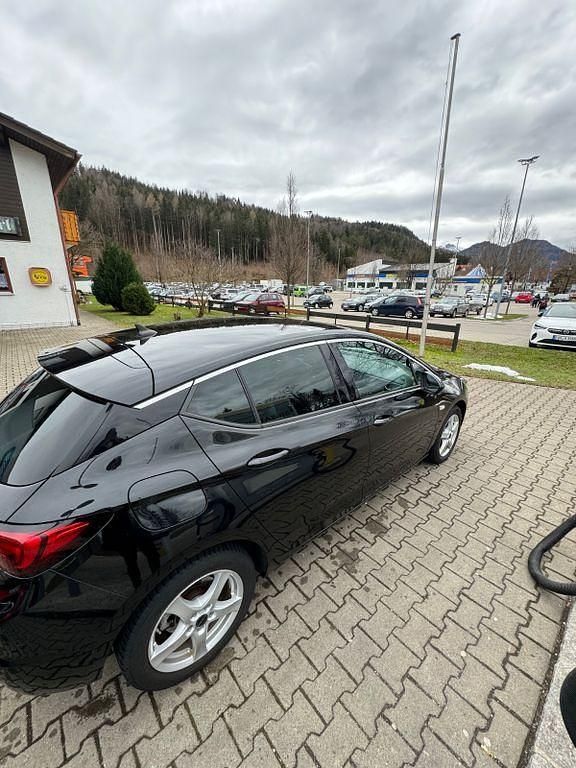 Gebraucht Opel Astra Dynamic 150 PS (110 kW) 2018 Schwarz Limousine