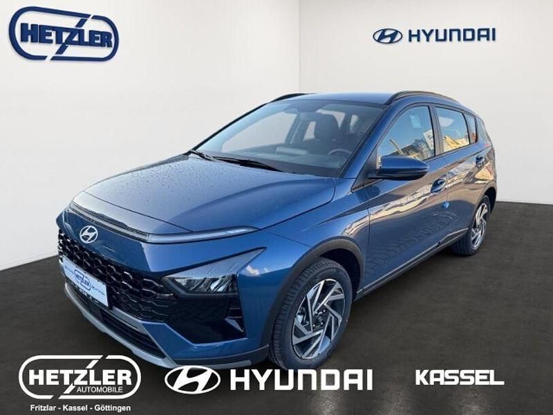 Vibrant blue / mic Neu 2025 Hyundai Bayon Trend SUV | 26.990 € (Teuer) - Bild 1/4
