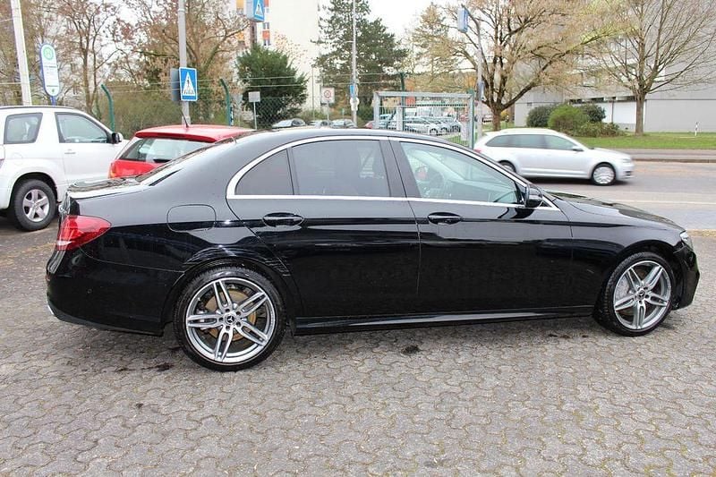Gebraucht Mercedes E400 340 PS (250 kW) 2019 Schwarz Limousine
