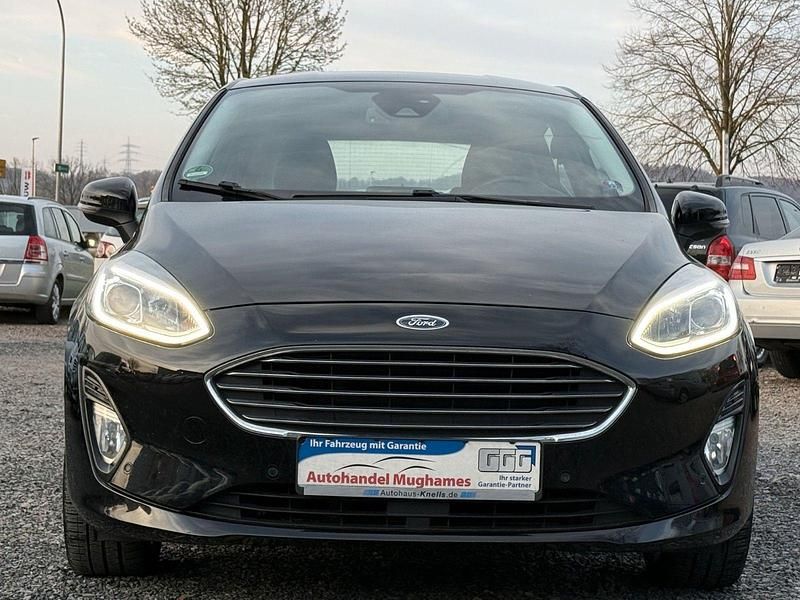 Usata Ford Fiesta Titanium 86 CV (63 kW) 2018 Nero Utilitaria