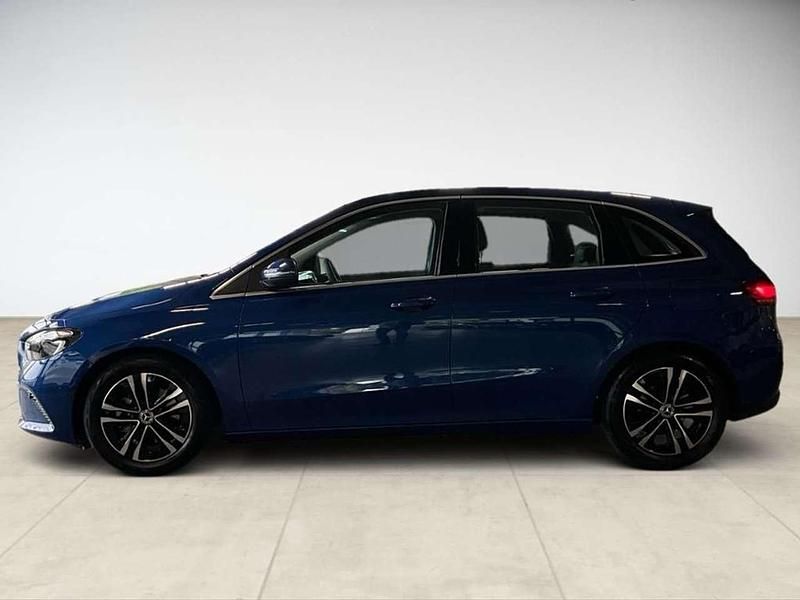 Gebraucht Mercedes B180 Progressive 136 PS (100 kW) 2024 Blau Kleinwagen
