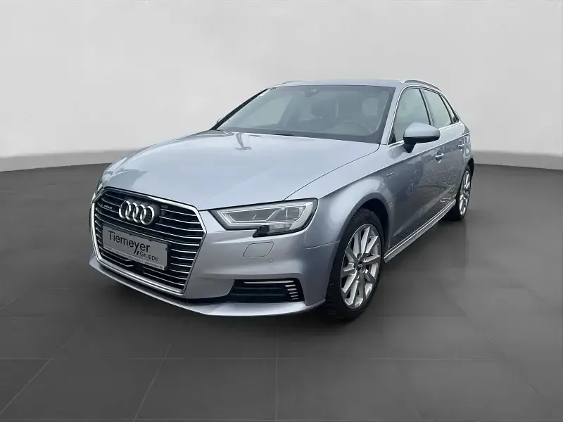 Brugt Audi A3 Sportback e-tron Design 204 HK (150 kW) 2017 Sølv Hatchback