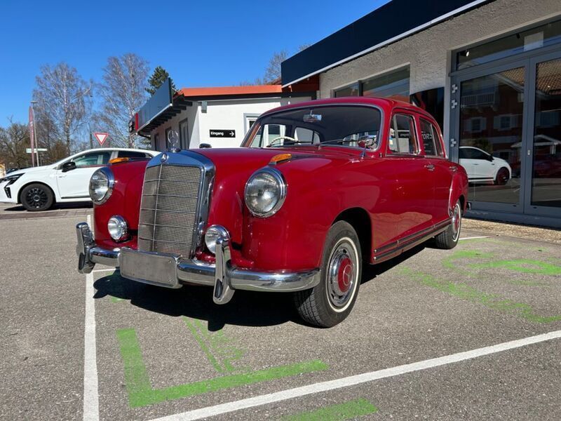 Rot Gebraucht 1955 Mercedes 220 Limousine | 49.990 € - Bild 1/4