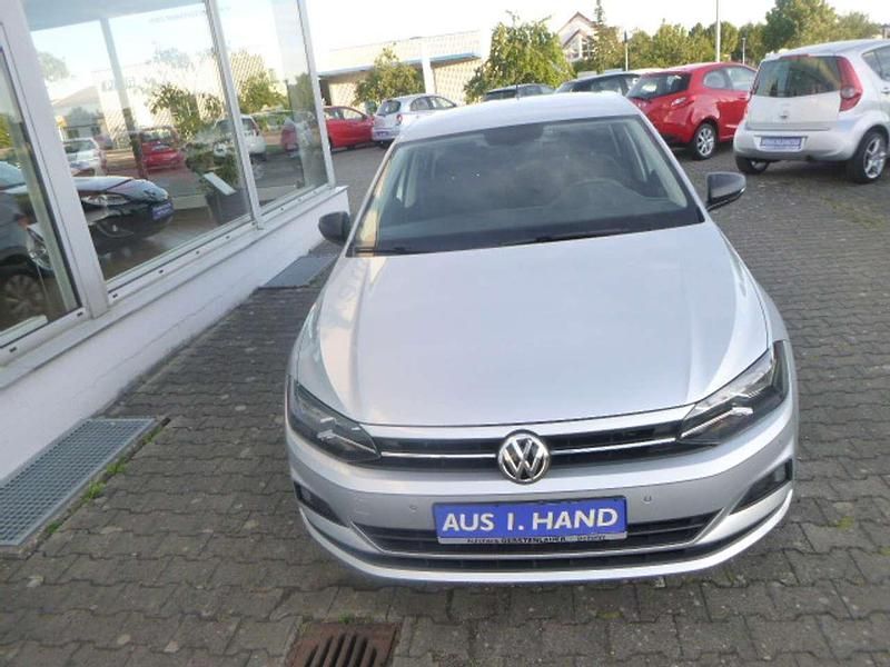 Gebraucht VW Polo Trendline 80 PS (58 kW) 2018 Silber Kleinwagen