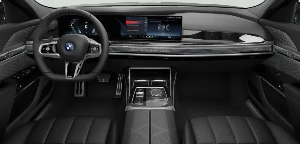 Gebraucht BMW M760e Comfort Edition 571 PS (419 kW) 2025 Schwarz Limousine