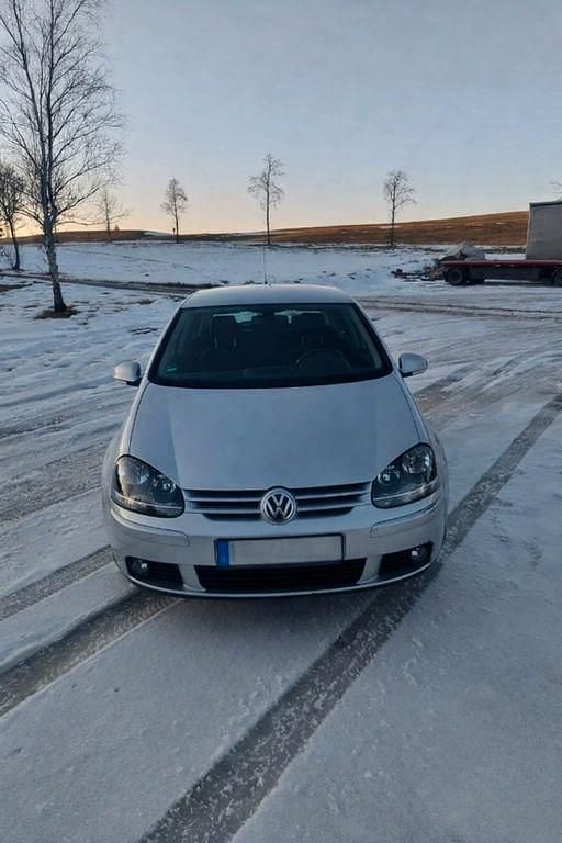 Gebraucht VW Golf VI Edition 80 PS (58 kW) 2008 Silber Kleinwagen