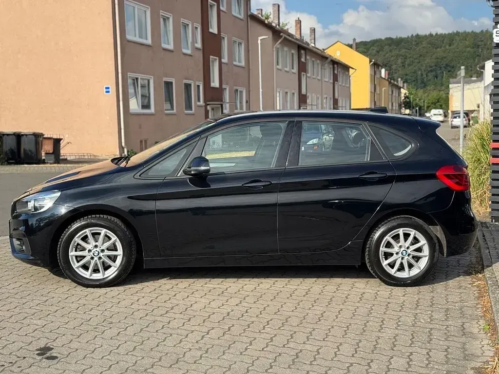 Gebraucht BMW 218 Active Tourer Advantage 136 PS (100 kW) 2017 Schwarz Van / Kleinbus